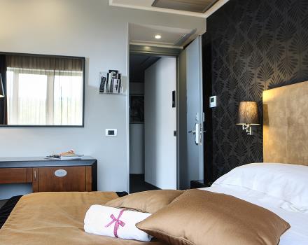 Eleganza e praticità nelle Camere Comfort del Best Western Hotel JFK Napoli